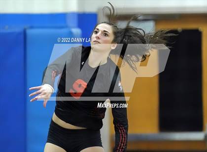 Thumbnail 3 in Middletown vs. Douglass (MPSSAA Class 2A State Semifinal) photogallery.
