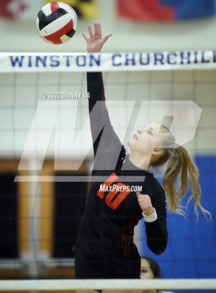 Thumbnail 2 in Middletown vs. Douglass (MPSSAA Class 2A State Semifinal) photogallery.