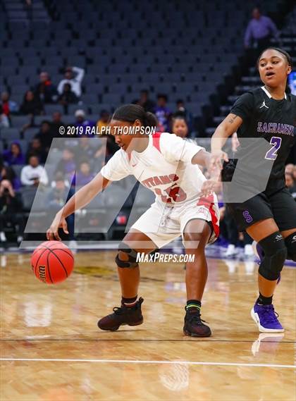 Thumbnail 2 in Sacramento vs. Antelope (CIF SJS D 2 Final) photogallery.