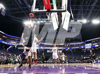 Thumbnail 2 in Sacramento vs. Antelope (CIF SJS D 2 Final) photogallery.