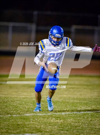 Thumbnail 2 in Marana @ Walden Grove photogallery.