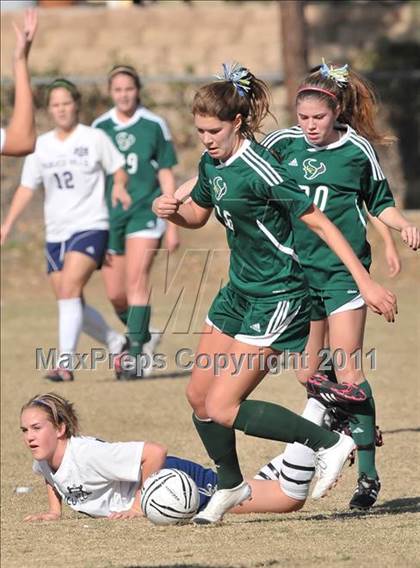 Thumbnail 3 in La Costa Canyon vs. Trabuco Hills (Excalibur)  photogallery.