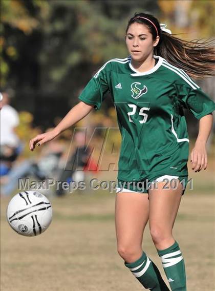 Thumbnail 3 in La Costa Canyon vs. Trabuco Hills (Excalibur)  photogallery.