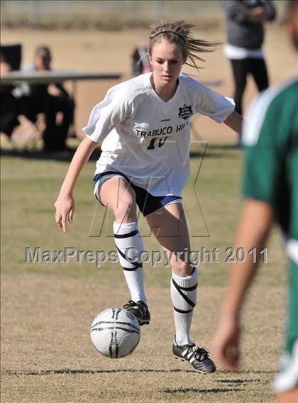 Thumbnail 3 in La Costa Canyon vs. Trabuco Hills (Excalibur)  photogallery.