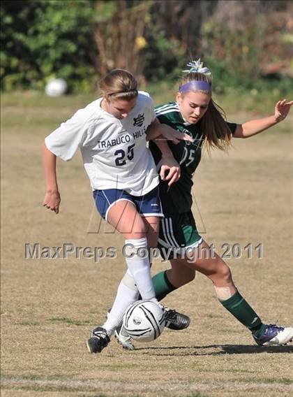 Thumbnail 2 in La Costa Canyon vs. Trabuco Hills (Excalibur)  photogallery.
