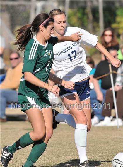 Thumbnail 2 in La Costa Canyon vs. Trabuco Hills (Excalibur)  photogallery.