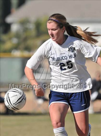 Thumbnail 2 in La Costa Canyon vs. Trabuco Hills (Excalibur)  photogallery.