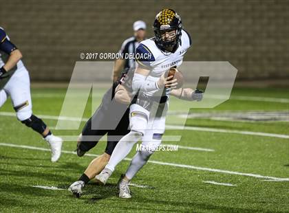 Thumbnail 2 in Stephenville vs. Argyle (UIL 4A D1 Region Semifinal) photogallery.