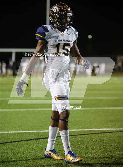 Thumbnail 3 in Stephenville vs. Argyle (UIL 4A D1 Region Semifinal) photogallery.