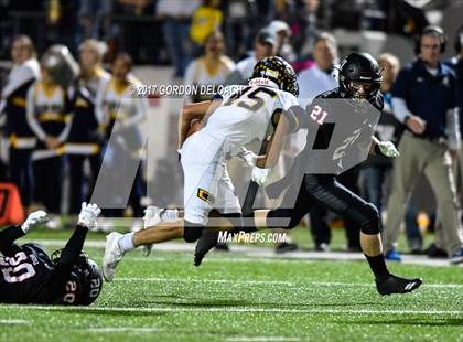 Thumbnail 1 in Stephenville vs. Argyle (UIL 4A D1 Region Semifinal) photogallery.