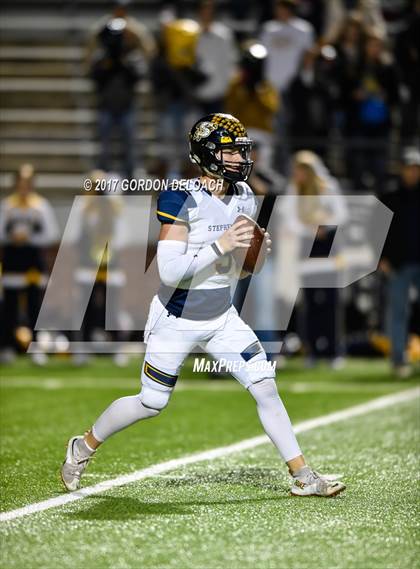 Thumbnail 2 in Stephenville vs. Argyle (UIL 4A D1 Region Semifinal) photogallery.