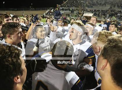 Thumbnail 3 in Stephenville vs. Argyle (UIL 4A D1 Region Semifinal) photogallery.