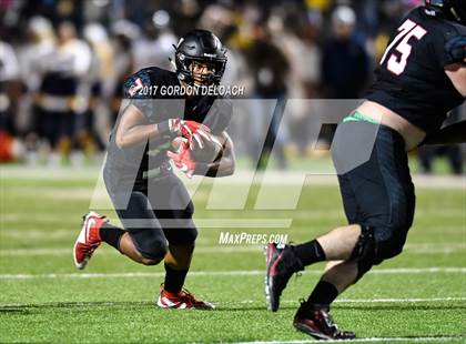 Thumbnail 1 in Stephenville vs. Argyle (UIL 4A D1 Region Semifinal) photogallery.
