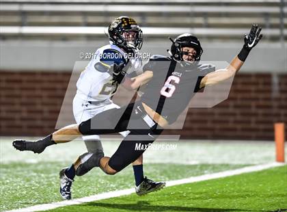 Thumbnail 1 in Stephenville vs. Argyle (UIL 4A D1 Region Semifinal) photogallery.