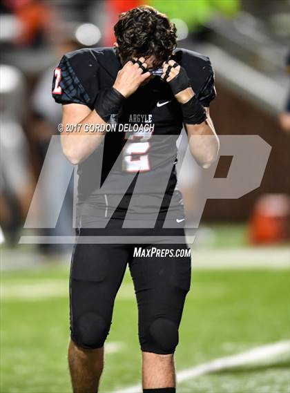 Thumbnail 3 in Stephenville vs. Argyle (UIL 4A D1 Region Semifinal) photogallery.