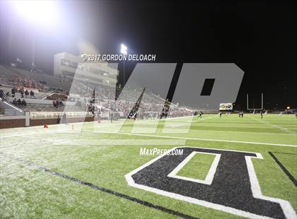 Thumbnail 3 in Stephenville vs. Argyle (UIL 4A D1 Region Semifinal) photogallery.