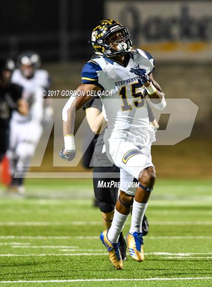 Thumbnail 3 in Stephenville vs. Argyle (UIL 4A D1 Region Semifinal) photogallery.