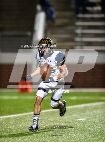 Thumbnail 3 in Stephenville vs. Argyle (UIL 4A D1 Region Semifinal) photogallery.