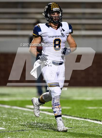 Thumbnail 2 in Stephenville vs. Argyle (UIL 4A D1 Region Semifinal) photogallery.