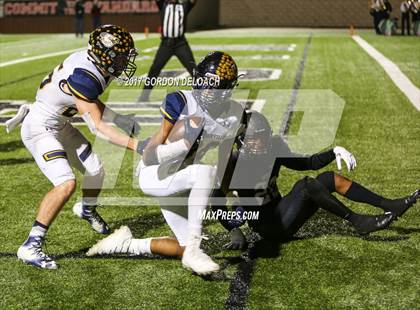 Thumbnail 3 in Stephenville vs. Argyle (UIL 4A D1 Region Semifinal) photogallery.