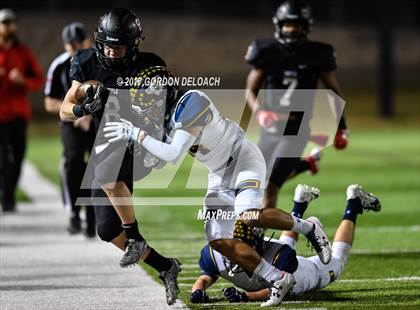 Thumbnail 2 in Stephenville vs. Argyle (UIL 4A D1 Region Semifinal) photogallery.
