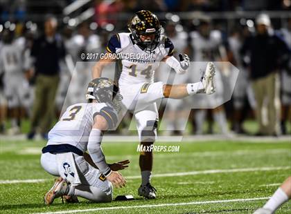 Thumbnail 3 in Stephenville vs. Argyle (UIL 4A D1 Region Semifinal) photogallery.