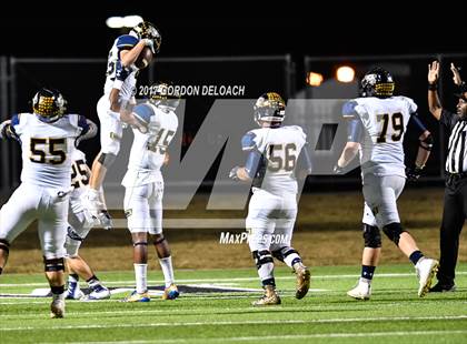 Thumbnail 1 in Stephenville vs. Argyle (UIL 4A D1 Region Semifinal) photogallery.