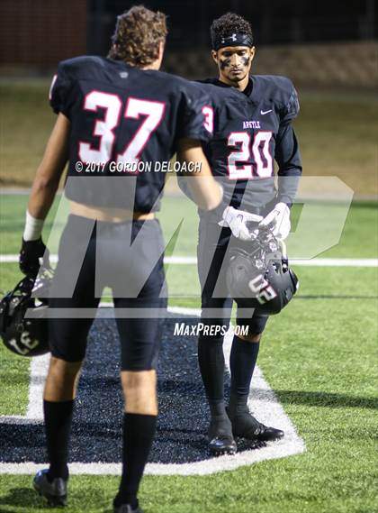 Thumbnail 2 in Stephenville vs. Argyle (UIL 4A D1 Region Semifinal) photogallery.