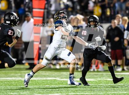 Thumbnail 2 in Stephenville vs. Argyle (UIL 4A D1 Region Semifinal) photogallery.