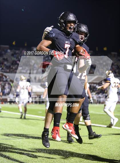 Thumbnail 1 in Stephenville vs. Argyle (UIL 4A D1 Region Semifinal) photogallery.