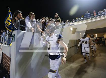 Thumbnail 1 in Stephenville vs. Argyle (UIL 4A D1 Region Semifinal) photogallery.
