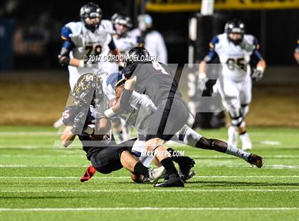Thumbnail 3 in Stephenville vs. Argyle (UIL 4A D1 Region Semifinal) photogallery.