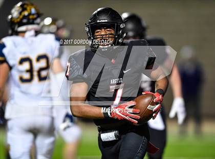 Thumbnail 2 in Stephenville vs. Argyle (UIL 4A D1 Region Semifinal) photogallery.
