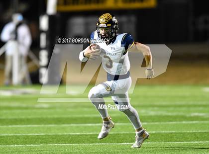 Thumbnail 2 in Stephenville vs. Argyle (UIL 4A D1 Region Semifinal) photogallery.