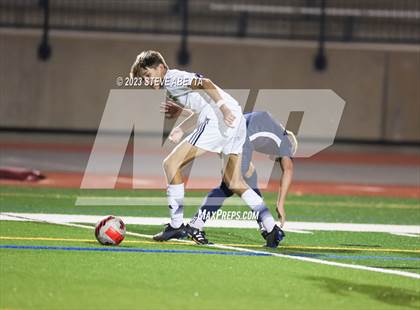Thumbnail 3 in Valor Christian @ Cherokee Trail (CHSAA 5A First Round) photogallery.