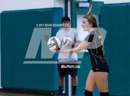 Thumbnail 1 in Royal vs. Pleasant Valley photogallery.