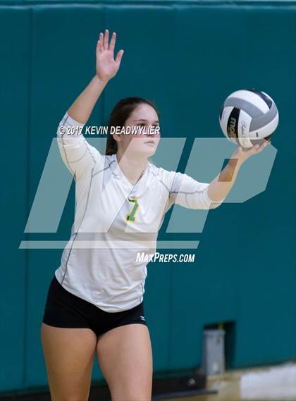Thumbnail 3 in Royal vs. Pleasant Valley photogallery.