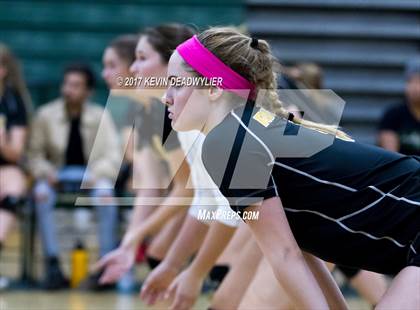 Thumbnail 2 in Royal vs. Pleasant Valley photogallery.