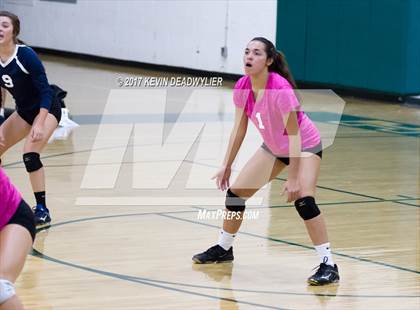 Thumbnail 1 in Royal vs. Pleasant Valley photogallery.