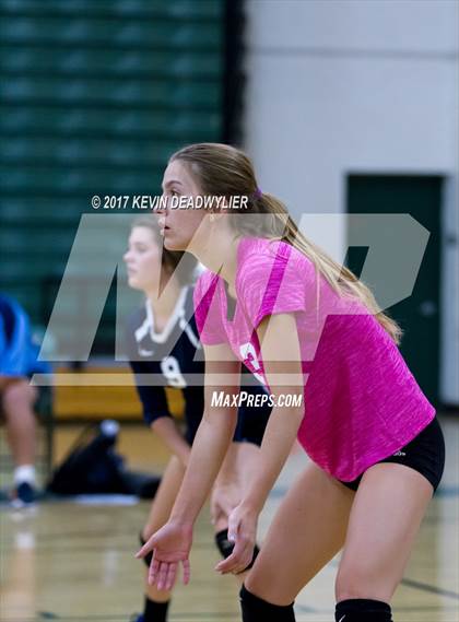 Thumbnail 2 in Royal vs. Pleasant Valley photogallery.