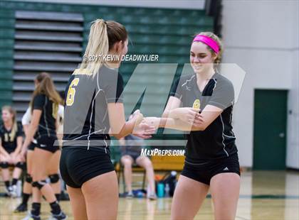 Thumbnail 2 in Royal vs. Pleasant Valley photogallery.