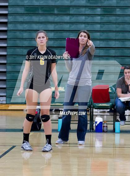 Thumbnail 1 in Royal vs. Pleasant Valley photogallery.