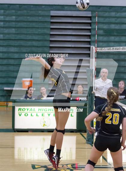 Thumbnail 1 in Royal vs. Pleasant Valley photogallery.