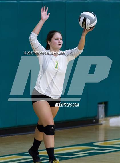 Thumbnail 2 in Royal vs. Pleasant Valley photogallery.