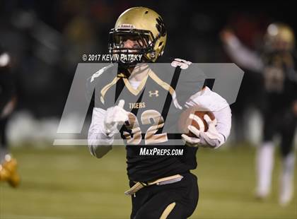Thumbnail 1 in Masuk vs. Daniel Hand (CIAC Class L Final) photogallery.