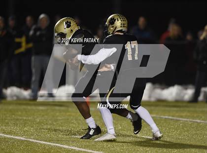 Thumbnail 3 in Masuk vs. Daniel Hand (CIAC Class L Final) photogallery.