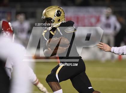 Thumbnail 2 in Masuk vs. Daniel Hand (CIAC Class L Final) photogallery.