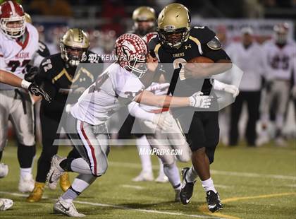 Thumbnail 2 in Masuk vs. Daniel Hand (CIAC Class L Final) photogallery.