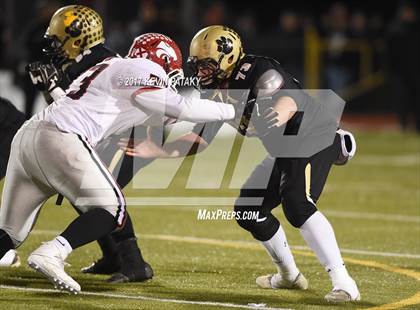 Thumbnail 3 in Masuk vs. Daniel Hand (CIAC Class L Final) photogallery.