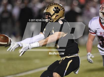 Thumbnail 1 in Masuk vs. Daniel Hand (CIAC Class L Final) photogallery.